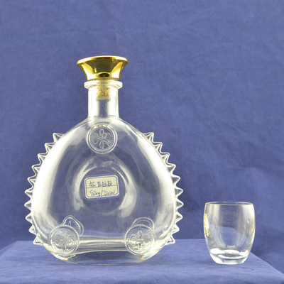 Garrafas de vidro de super flint certificadas ISO14001 para fabricação de XO/Brandy/Whisky/Vodka
