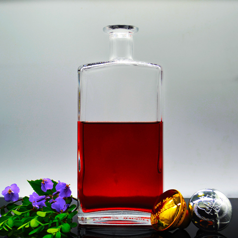 Elegante Vidro Vodka Gin garrafa 500ml 750ml 1000ml Volume para Custom Glass garrafa