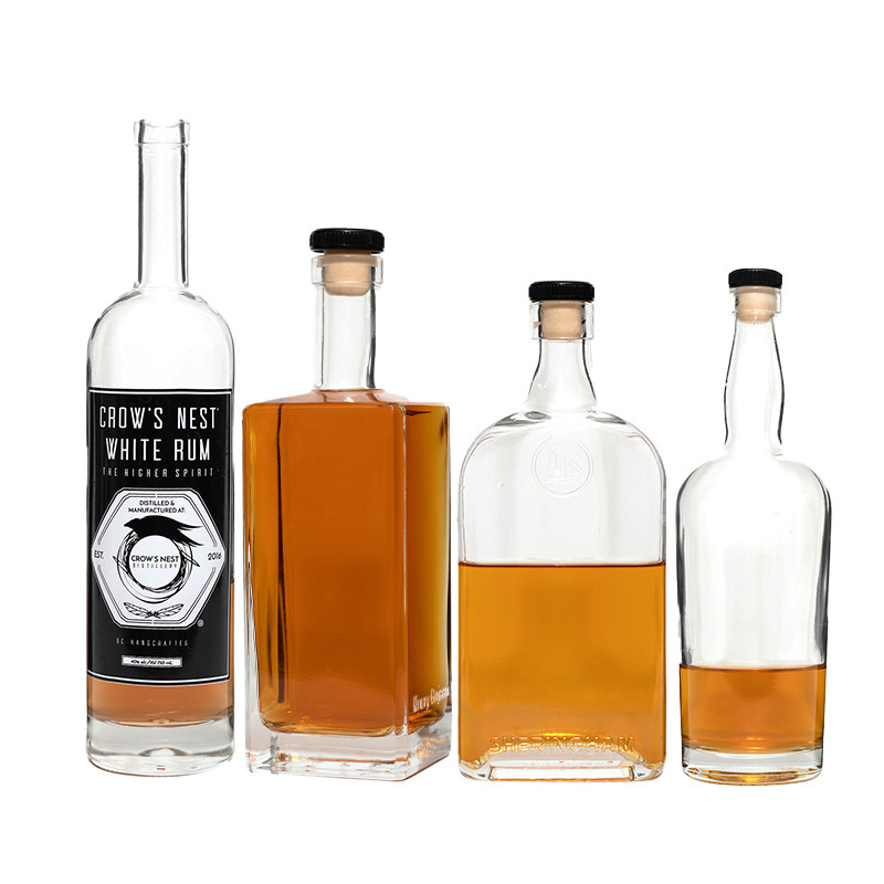 Garrafas de vidro de 375 ml 500 ml 750 ml 1000 ml de capacidade para vodka com tampa superior de rolha GPI