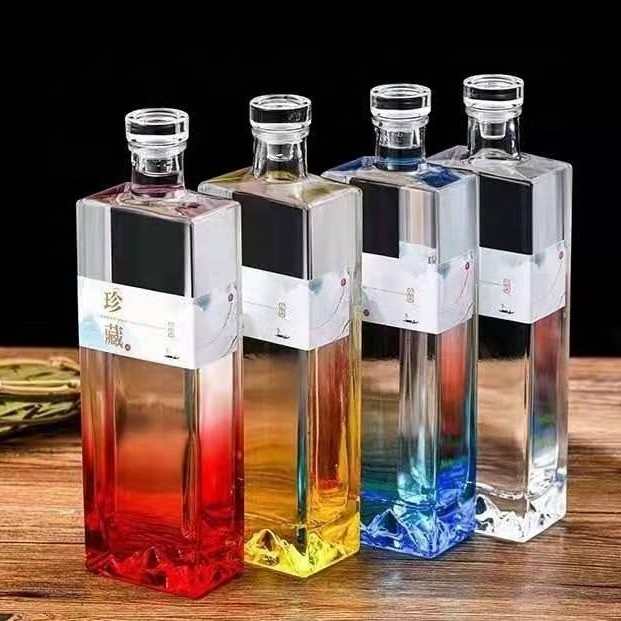 Material base Super Flint Glass Impressão personalizada garrafa de gin quadrada para e OEM Bem-vindo