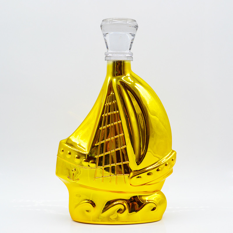 Garrafas de vidro transparentes de 1000 ml altamente OEM / ODM personalizadas para embalagens de brandy e uísque