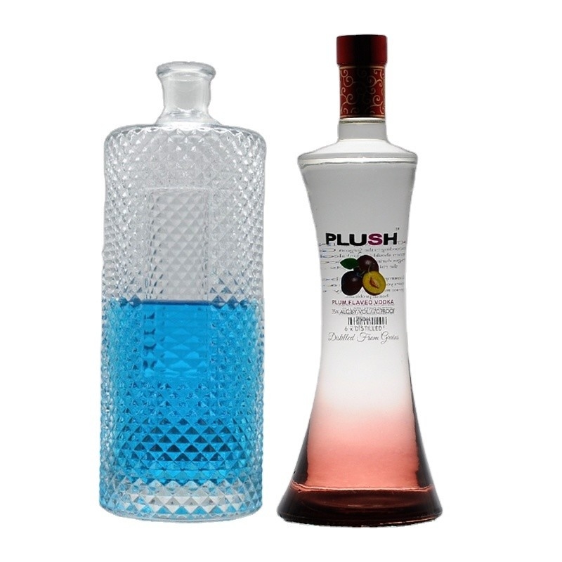 Material de vidro Super Flint 750 ml Vodka Spirit Gin Rum Garrafa de vidro Liquor com cortiça