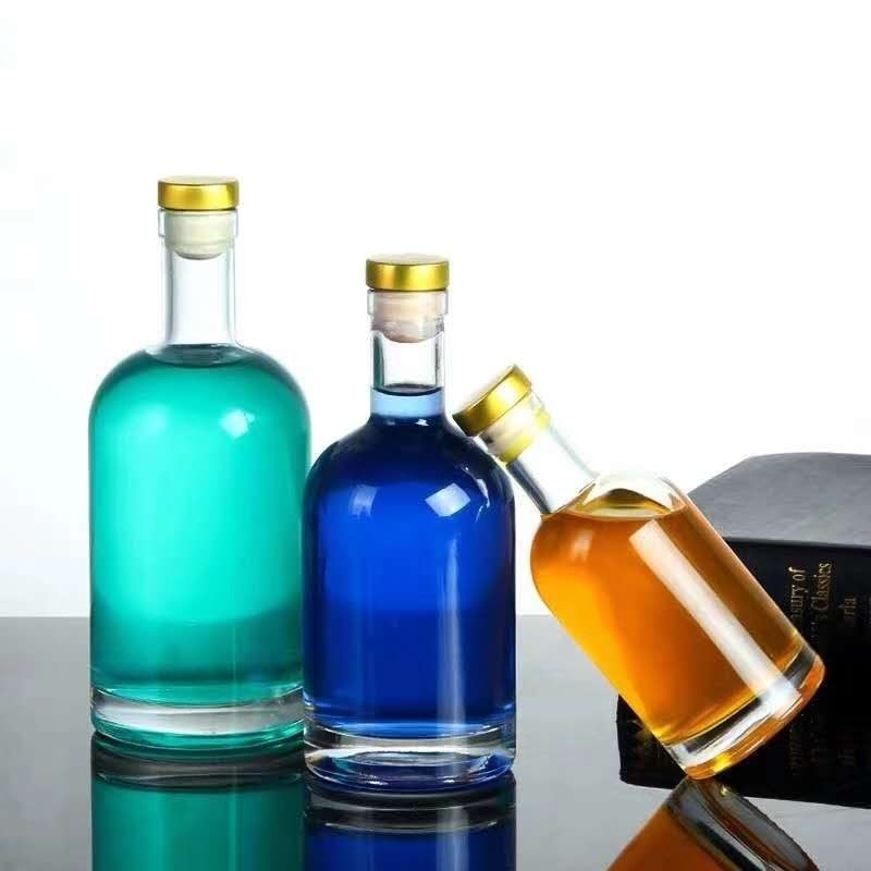 Garrafas de vidro transparentes e vazias de 375 ml, 500 ml, 700 ml, 750 ml e 1000 ml para bebidas espirituosas