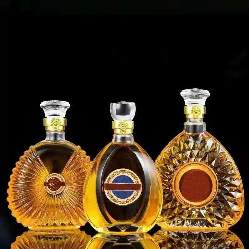 Tipo de vedação de cortiça 750 ml garrafas de vidro vazias para licor de luxo em material de super flint