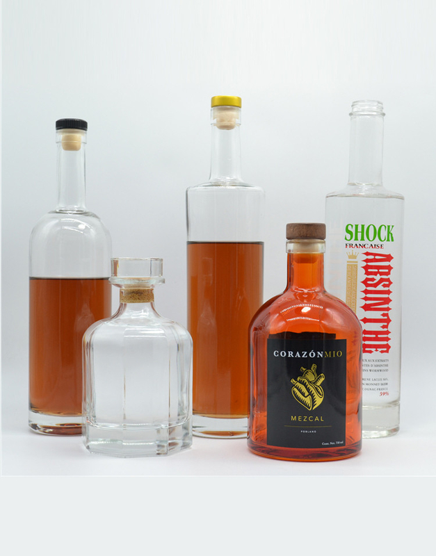 Pistola de Whiskey em forma de gelo azul-claro em forma de 700 ml garrafa de gin vazia de 500 ml para álcool