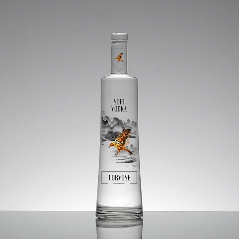 375ml 500ml 700ml 750ml garrafa de vodka de decoração personalizada com tampas de cortiça de OEM / ODM