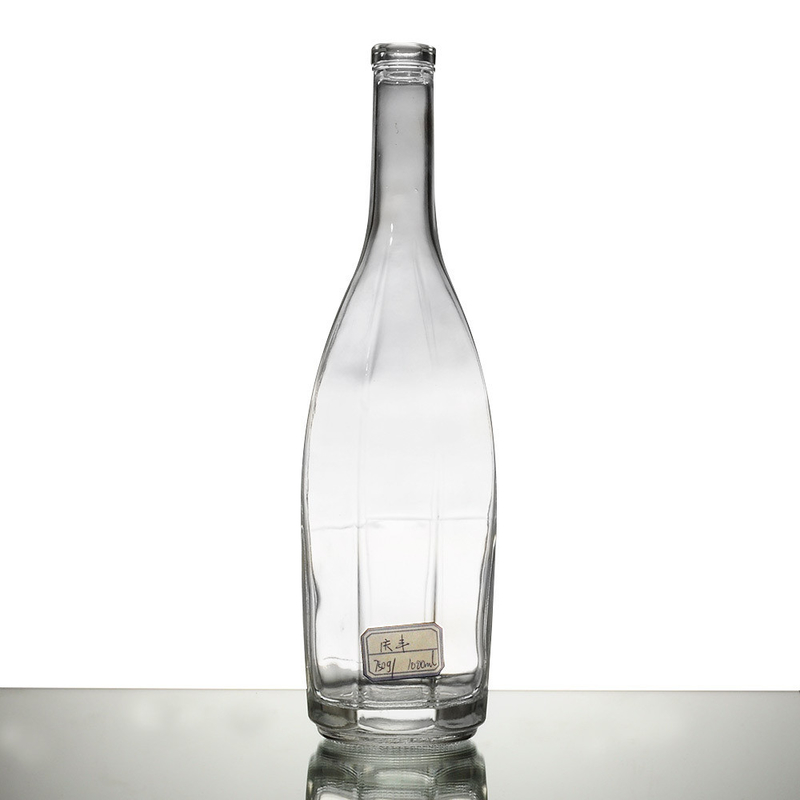 Material do colarinho Material de vidro Super Flint Garrafa de vidro 4.5L para Vodka Gin Whiskey