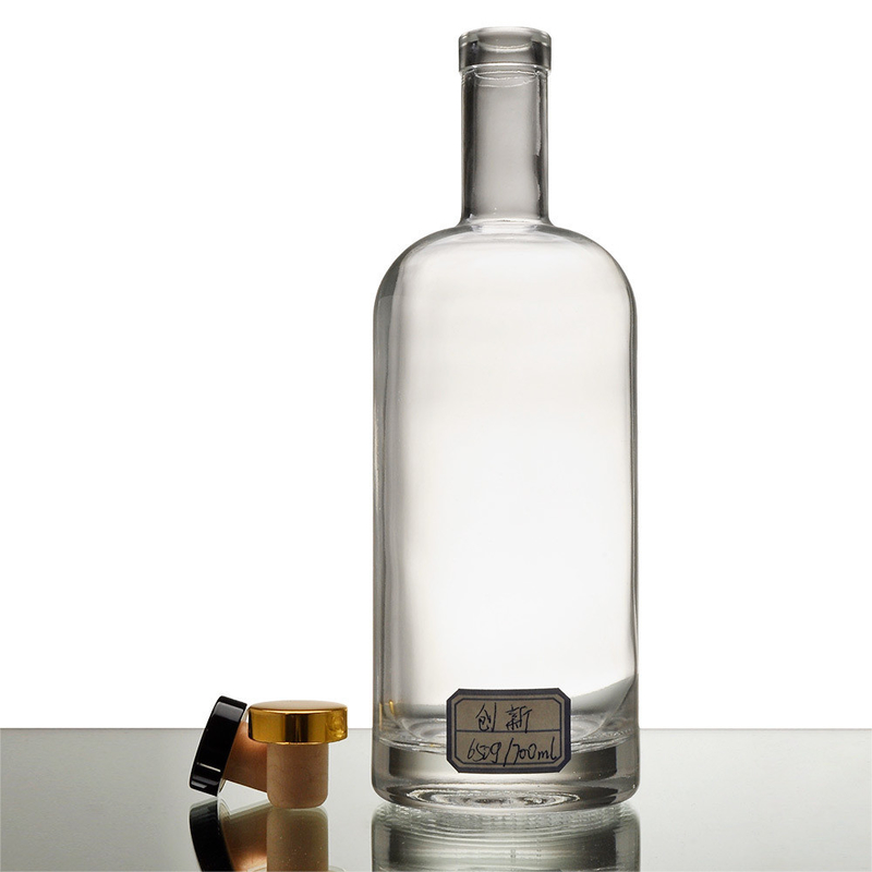 Logotipo aceitável Super Flint Glass 700ml 750ml garrafa de licor para personalização Vodka Whiskey