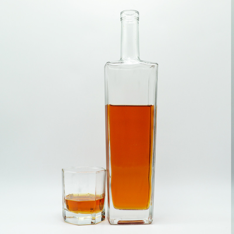 Super Flint Glass 250ml 300ml 350ml 750ml 1l Garrafas de Vidro Límpido de Liquor com Tequila
