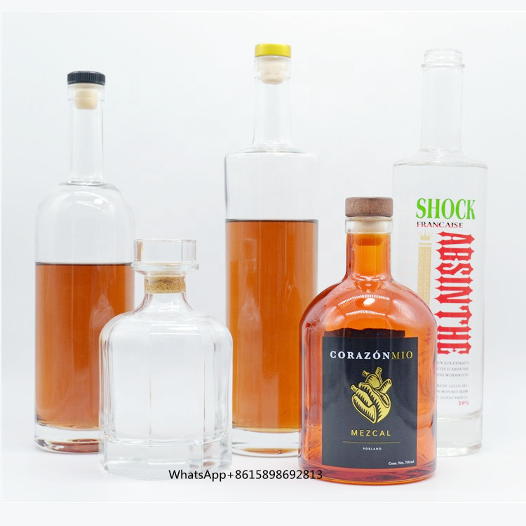 Extra White Flint Glass 350ml 500ml 700ml 750ml Vodka Gin Whiskey Liquor Garrafa de vidro