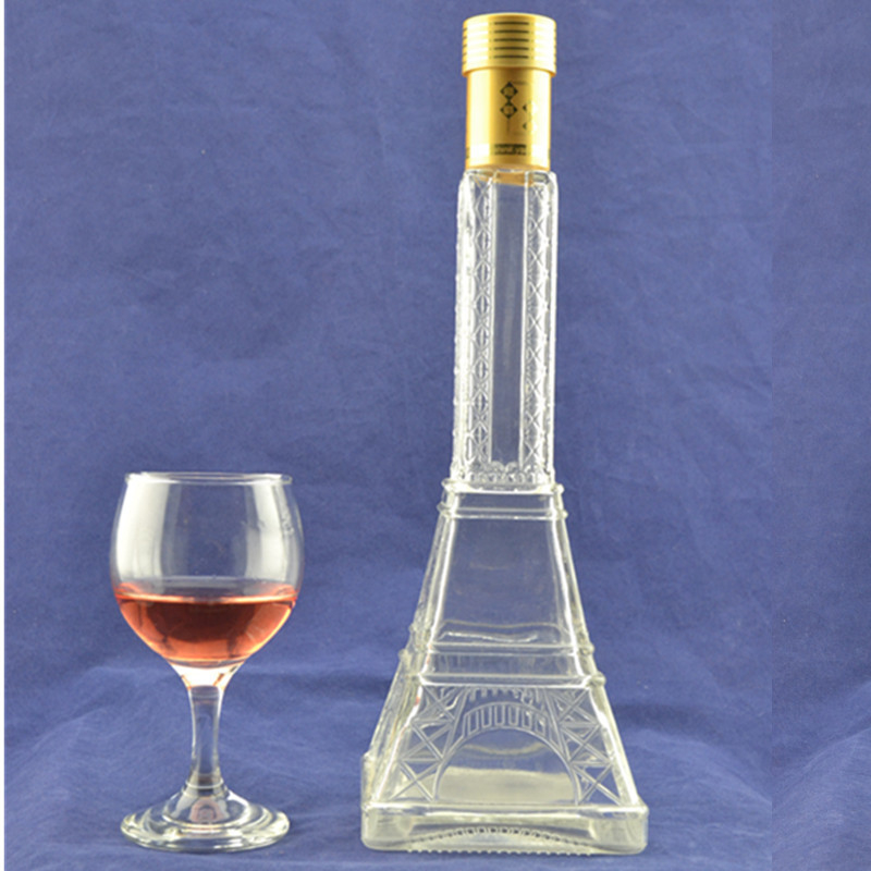 Material de vidro de pedra em relevo de alta torre Eiffel forma de vidro garrafa de licor com cortiça